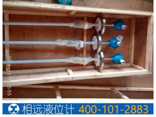 硝酸使用頂裝304襯四氟液位計(jì)為何不好用？