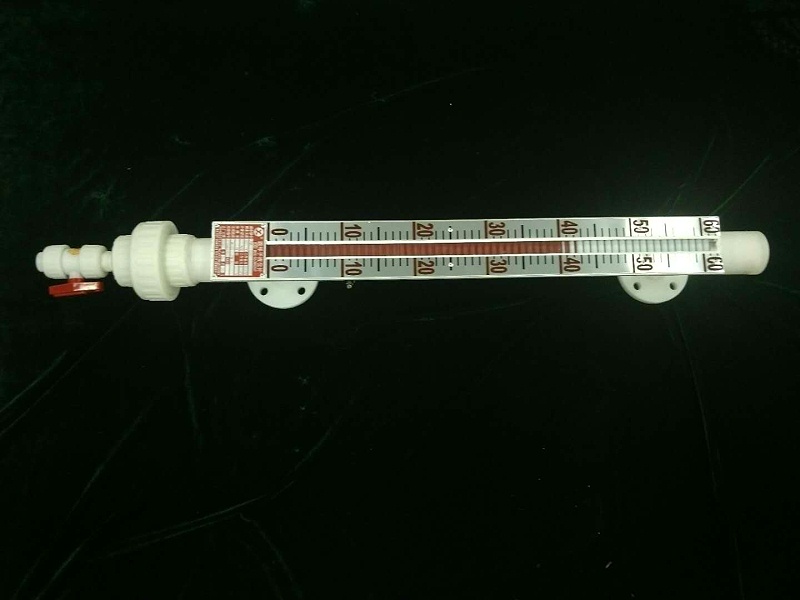 磁翻板液位計在環(huán)保水處理行業(yè)中的應(yīng)用 磁翻板液位計